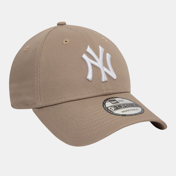 New Era Men's MLB New York Yankees League Essential 9FORTY Cap Beige New Era Men's MLB New York Yankees League Essential 9FORTY Cap Beige image number 4