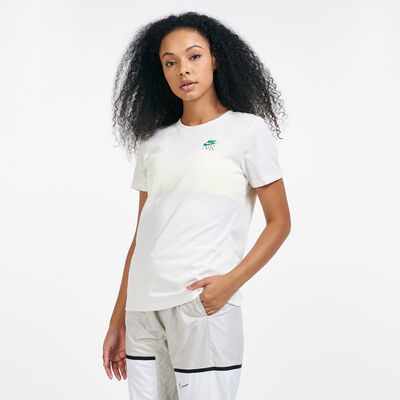 Nike Women's Sportswear T-Shirt Clear