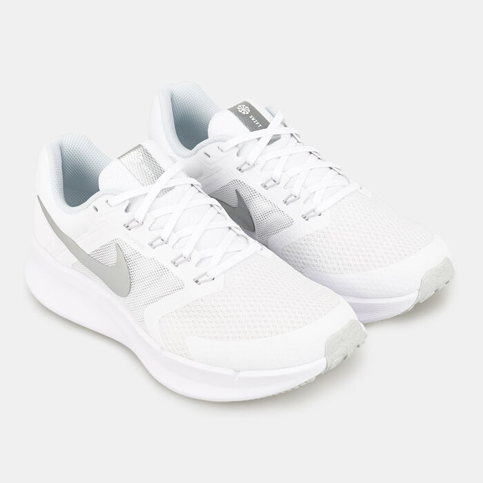 Nike Women's Run Swift 3 Road Running Shoe White image number 2