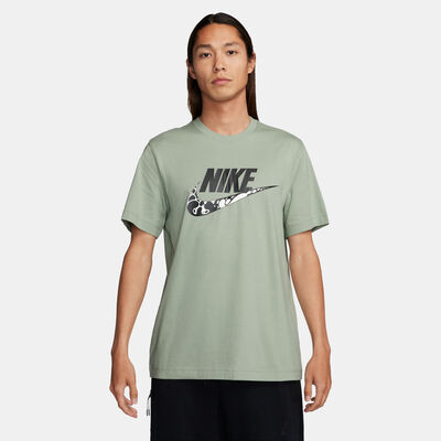 Nike Men's Sportswear T-Shirt Green