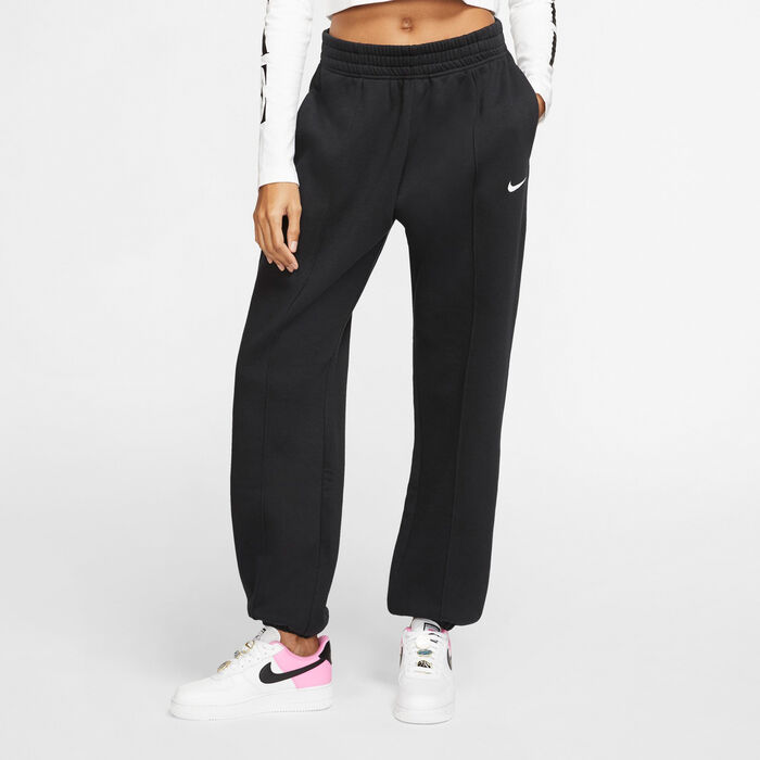 Nike Women's Sportswear Essential Fleece Sweatpants Black image number 0