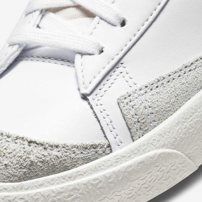 Nike Women's Blazer Mid '77 Shoes White Nike Women's Blazer Mid '77 Shoes White image number 7