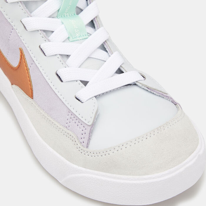 Nike Kids' Blazer Mid '77 SE Shoe Ivory image number 4