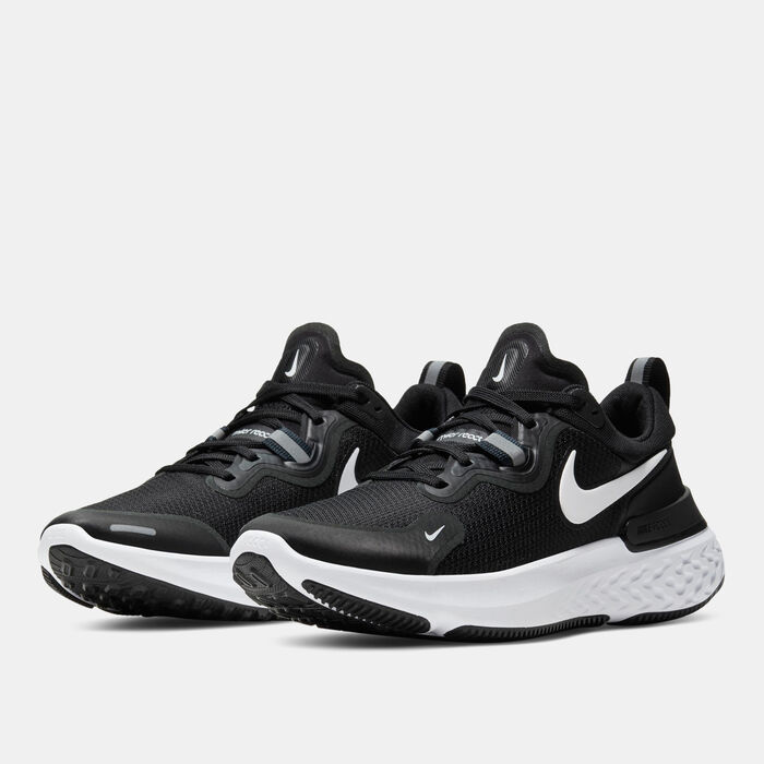 Nike Women's React Miler Running Shoe Black image number 1