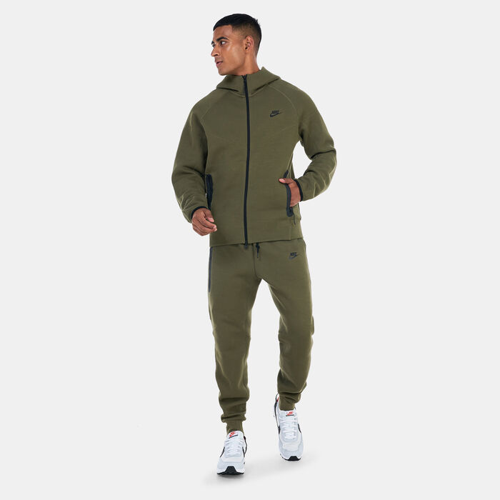 Nike Men's Sportswear Tech Fleece Joggers Green image number 2