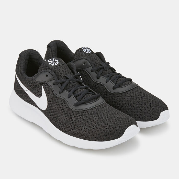 Nike Men's Tanjun Shoe Black image number 1
