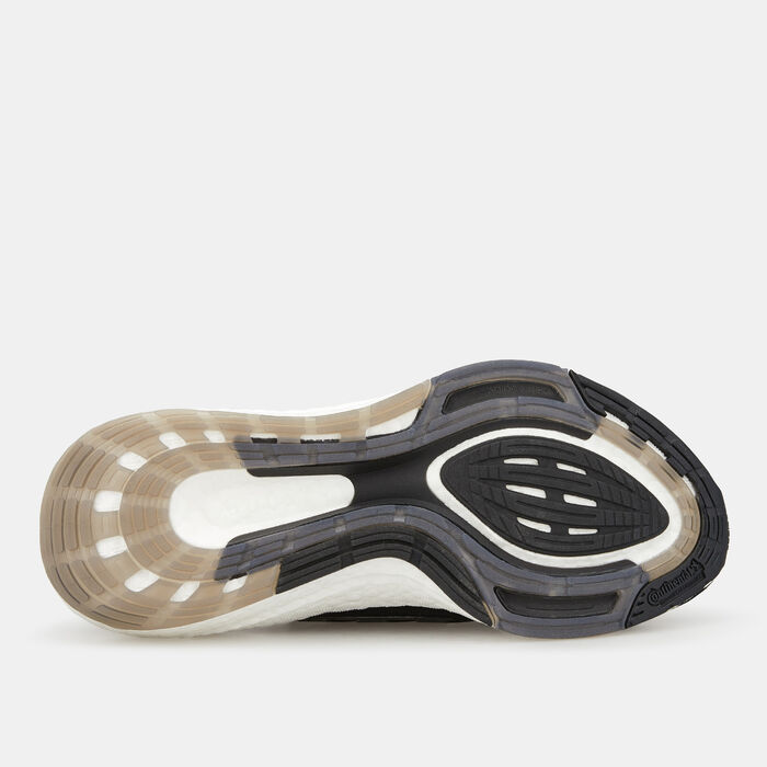 adidas Women's Ultraboost 22 Shoe Black image number 3