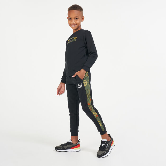 PUMA Kids' Classics Graphic Sweatshirt (Younger Kids) Black PUMA Kids' Classics Graphic Sweatshirt (Younger Kids) Black image number 2