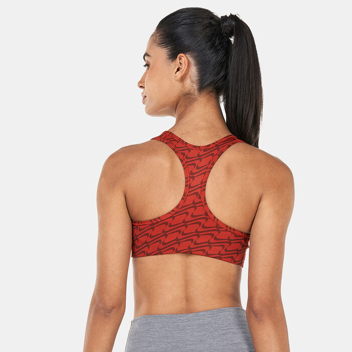 Nike Women's Dri-FIT Swoosh Sports Bra Maroon Nike Women's Dri-FIT Swoosh Sports Bra Maroon image number 1