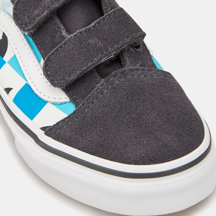 Vans Kids' Glow Checkerboard Sharks Old Skool Unisex Shoe Grey image number 4