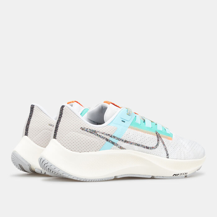Nike Women's Air Zoom Pegasus 38 Shoe White Nike Women's Air Zoom Pegasus 38 Shoe White image number 2