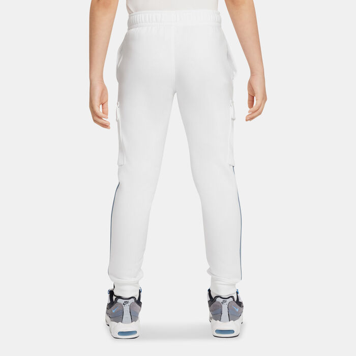 Nike Kids' Sportswear Standard Issue Cargo Pants White Nike Kids' Sportswear Standard Issue Cargo Pants White image number 1