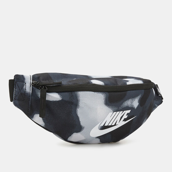 Nike Men's Heritage Waistpack Black Nike Men's Heritage Waistpack Black image number 2