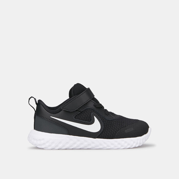 Nike Kids' Revolution 5 Shoe (Baby and Toddler) Black image number 0