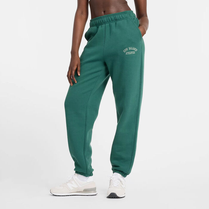 New Balance Women's Seasonal Graphic Sweatpants Green image number 0