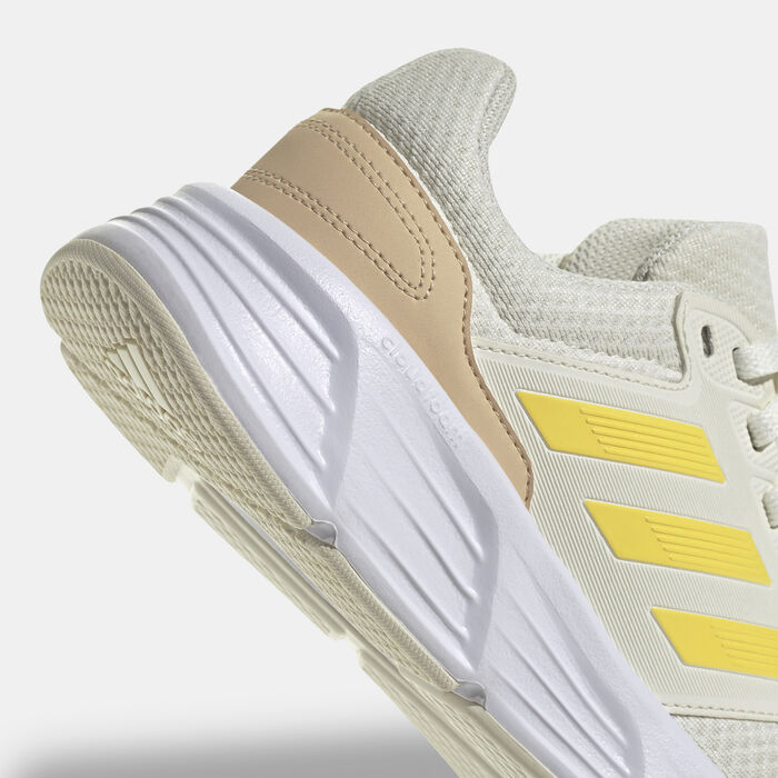 adidas Women's Galaxy 6 Running Shoes Beige adidas Women's Galaxy 6 Running Shoes Beige image number 4