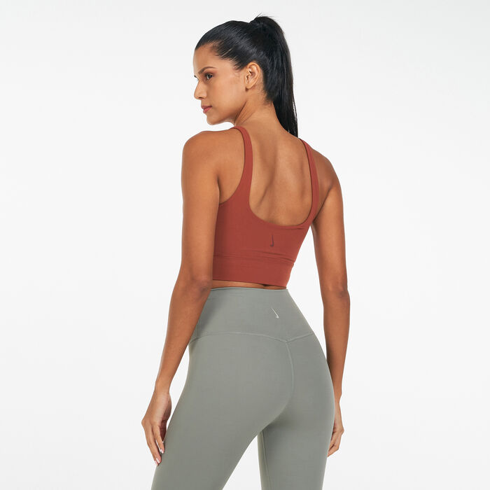 Nike Women's Yoga Luxe Infinalon Crop Top Red Nike Women's Yoga Luxe Infinalon Crop Top Red image number 1