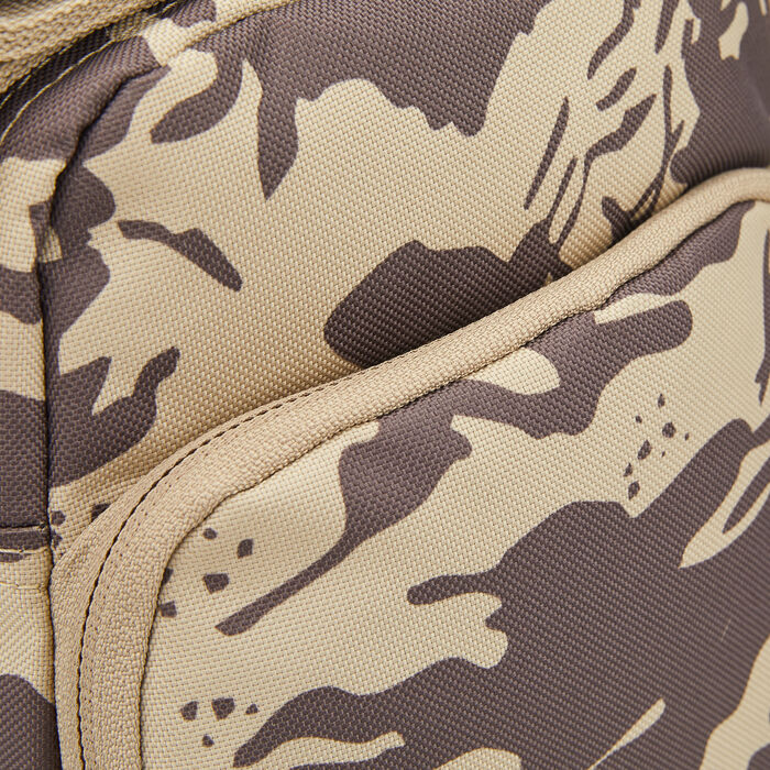 Nike Men’s Heritage Camo Crossbody Bag Green image number 3