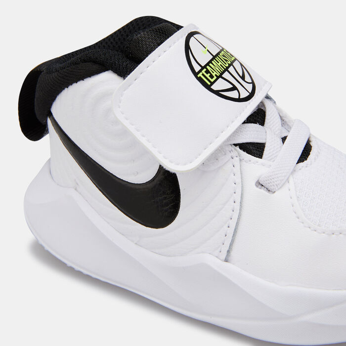 Nike Kids' Team Hustle D9 Shoe (Baby and Toddler) White Nike Kids' Team Hustle D9 Shoe (Baby and Toddler) White image number 4