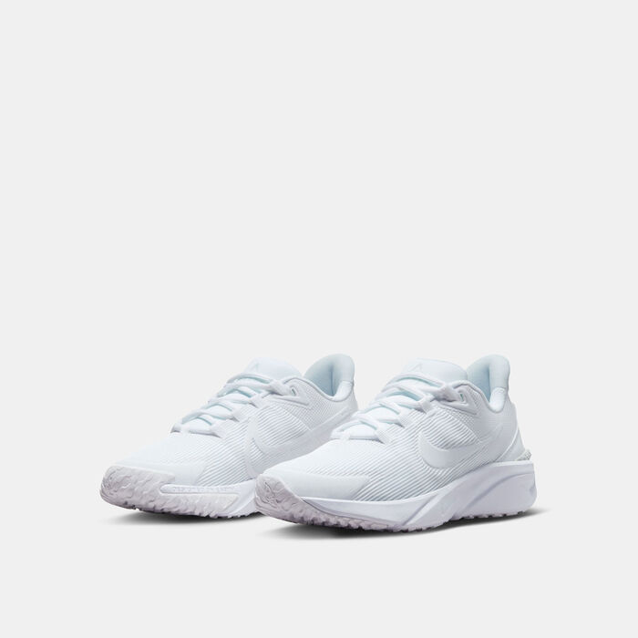 Nike Kids' Star Runner 4 Shoes White image number 1