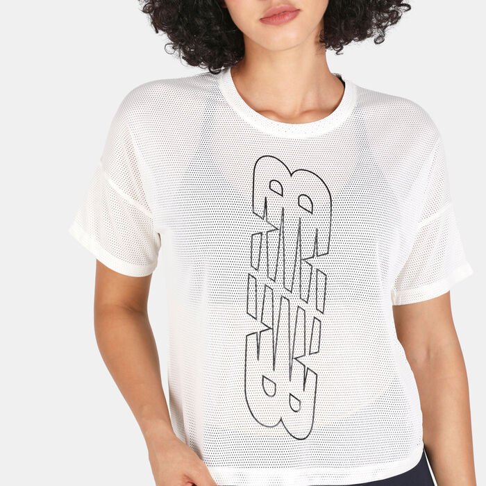 New Balance Women's Achiever Keyhole Back Graphic T-Shirt Grey New Balance Women's Achiever Keyhole Back Graphic T-Shirt Grey image number 3