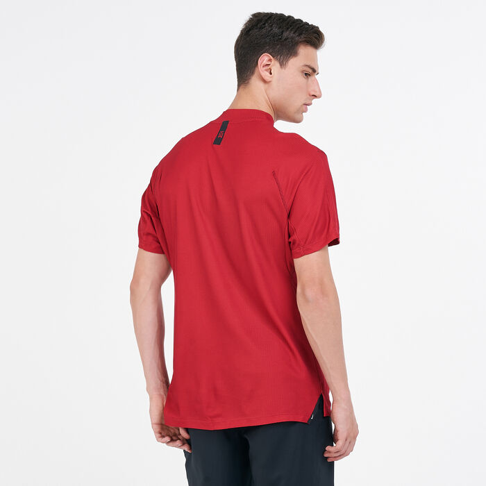 Nike Golf Men's Golf Dri-FIT Tiger Woods T-Shirt Red Nike Golf Men's Golf Dri-FIT Tiger Woods T-Shirt Red image number 1