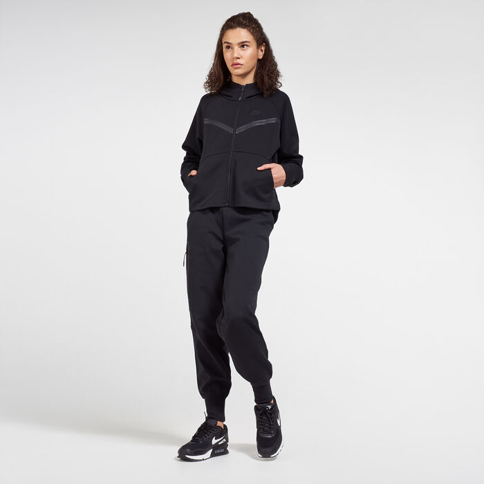 Nike Women's Sportswear Tech Fleece Windrunner Hoodie Black image number 2