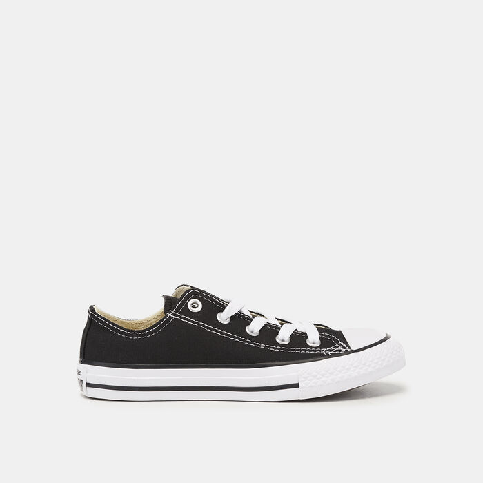 Converse Kids' Chuck Taylor All Star Low Top Unisex Shoe (Younger Kids) Black image number 1
