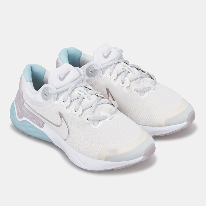 Nike Women's Renew Run 3 Premium Road Running Shoes White image number 2