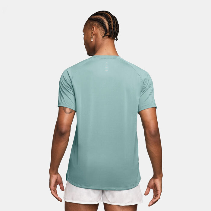 Nike Men's Stride Dri-FIT ADV Running Top Green image number 2