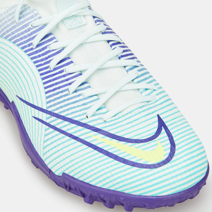 Nike Kids' Mercurial Dream Speed Superfly 8 Academy Turf Ground Football Shoe Green image number 4