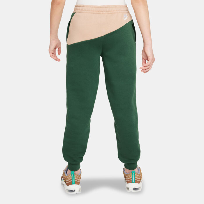 Nike Kids' Sportswear Amplify Joggers (Older Kids) Green image number 1
