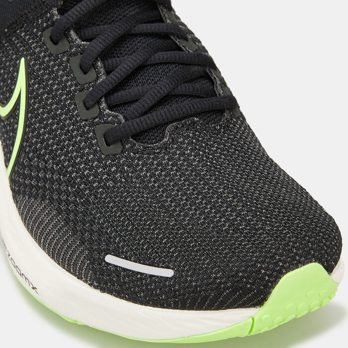 Nike Men's ZoomX Invincible Run Flyknit 2 Shoe Grey image number 4