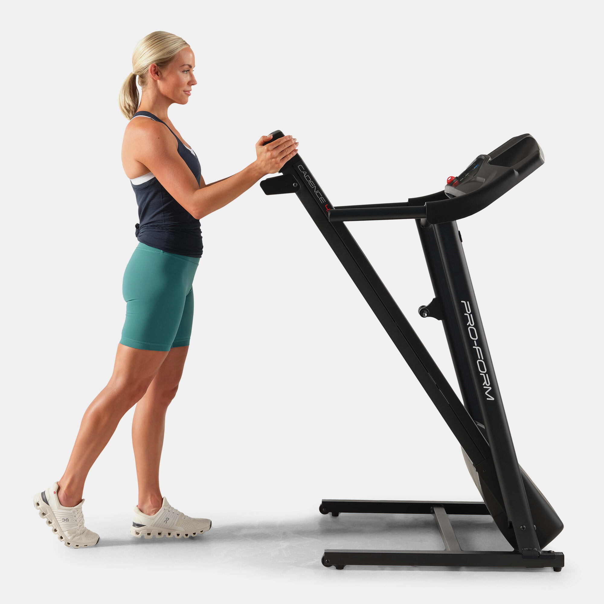 Cadence 4.0 Treadmill Multi ProForm in Qatar SSS