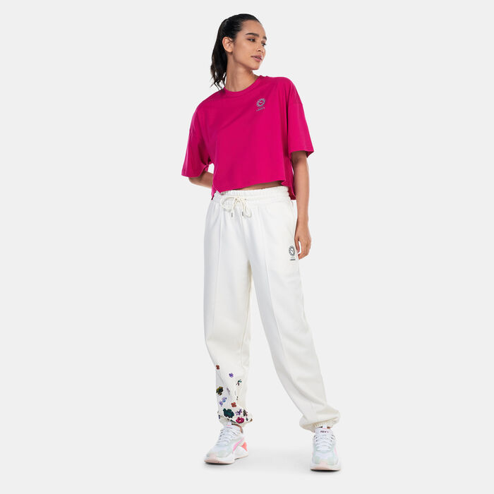 PUMA Women's x LIBERTY Graphic T-Shirt Pink PUMA Women's x LIBERTY Graphic T-Shirt Pink image number 2