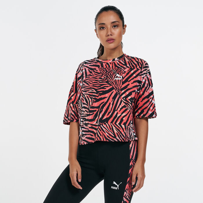 PUMA Women's Classics Graphic Boyfriend T-Shirt Pink PUMA Women's Classics Graphic Boyfriend T-Shirt Pink image number 0
