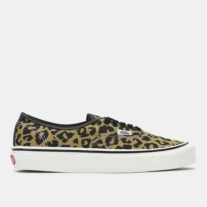 Vans Authentic 44 DX Anaheim Factory Unisex Shoe yellow Vans Authentic 44 DX Anaheim Factory Unisex Shoe yellow image number 0