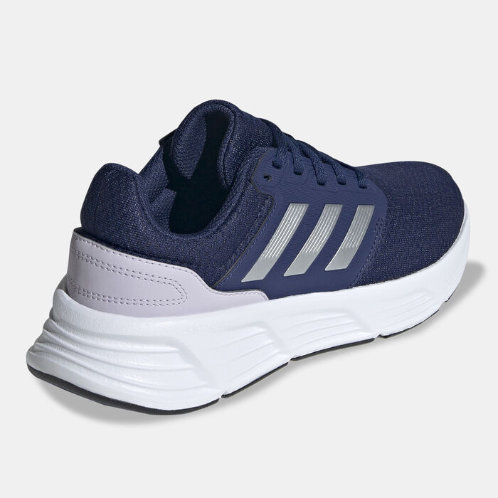 adidas Women's Galaxy 6 Running Shoes Blue adidas Women's Galaxy 6 Running Shoes Blue image number 2