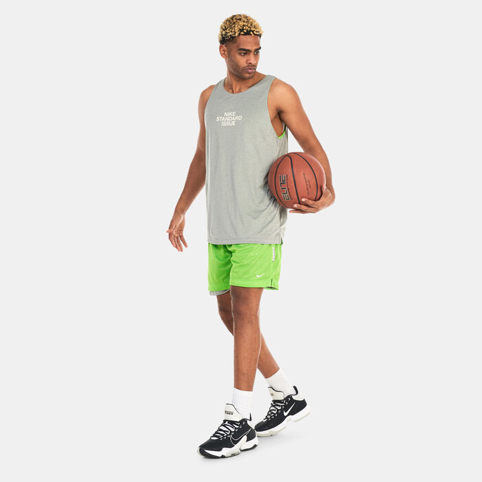Nike Men's Dri-FIT Standard Issue Reversible Basketball Shorts Green Nike Men's Dri-FIT Standard Issue Reversible Basketball Shorts Green image number 2