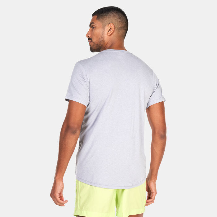 The North Face Men's Reaxion Amp T-Shirt Grey The North Face Men's Reaxion Amp T-Shirt Grey image number 1
