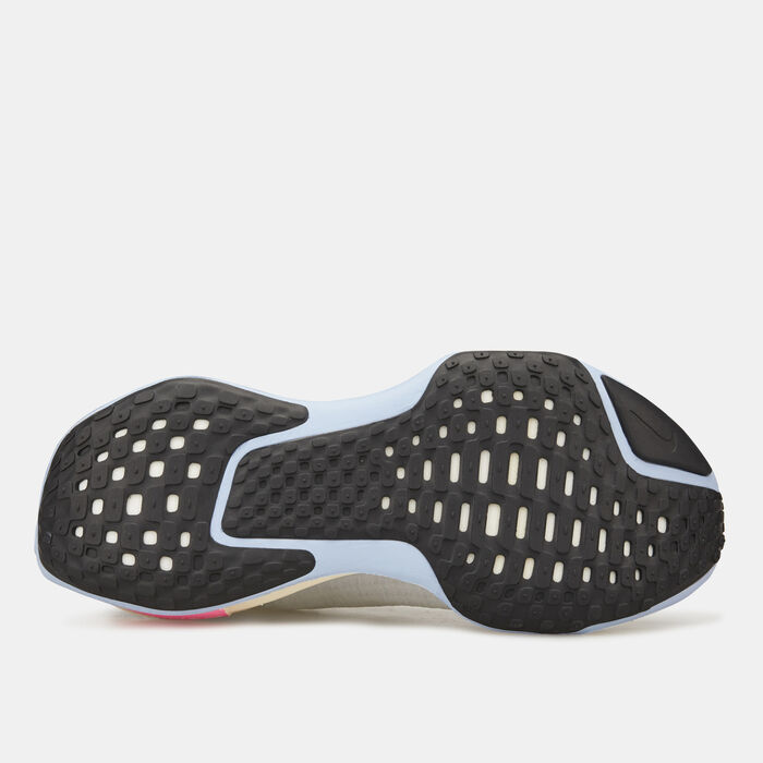 Nike Men's ZoomX Invincible 3 Running Shoe Grey Nike Men's ZoomX Invincible 3 Running Shoe Grey image number 4