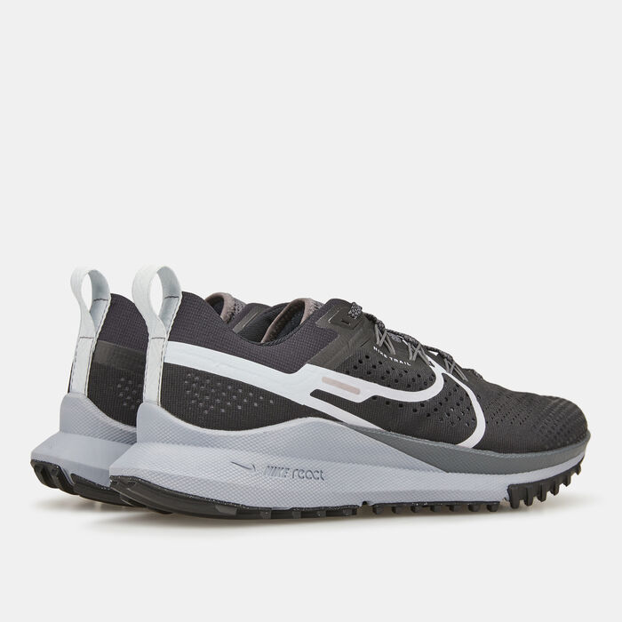Nike Women's Pegasus Trail 4 Trail-running Shoe Grey image number 3