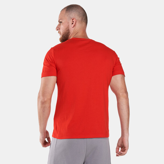 EA7 Emporio Armani Men's Train Logo Series Oversize Logo T-Shirt Red EA7 Emporio Armani Men's Train Logo Series Oversize Logo T-Shirt Red image number 1