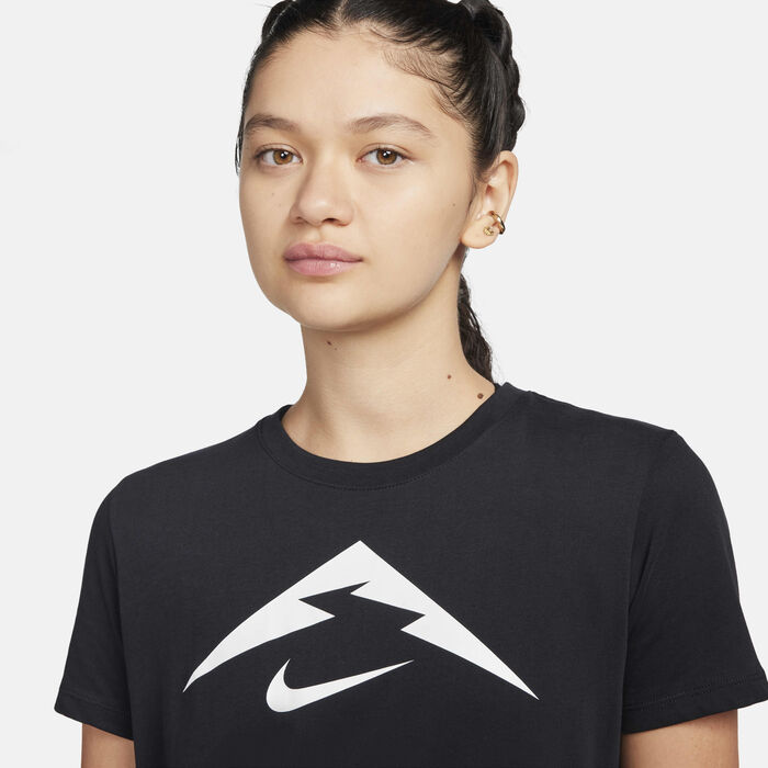 Nike Women's Trail Dri-FIT T-Shirt Black Nike Women's Trail Dri-FIT T-Shirt Black image number 2