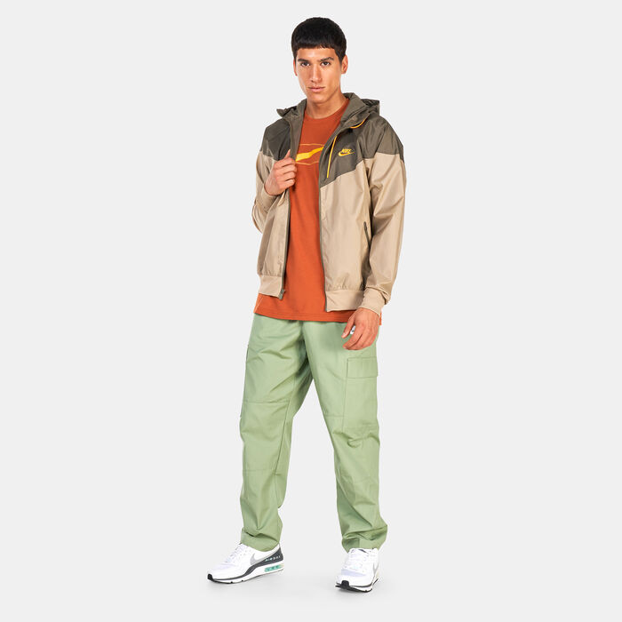 Nike Men's Sportswear Windrunner Hooded Jacket Beige Nike Men's Sportswear Windrunner Hooded Jacket Beige image number 2