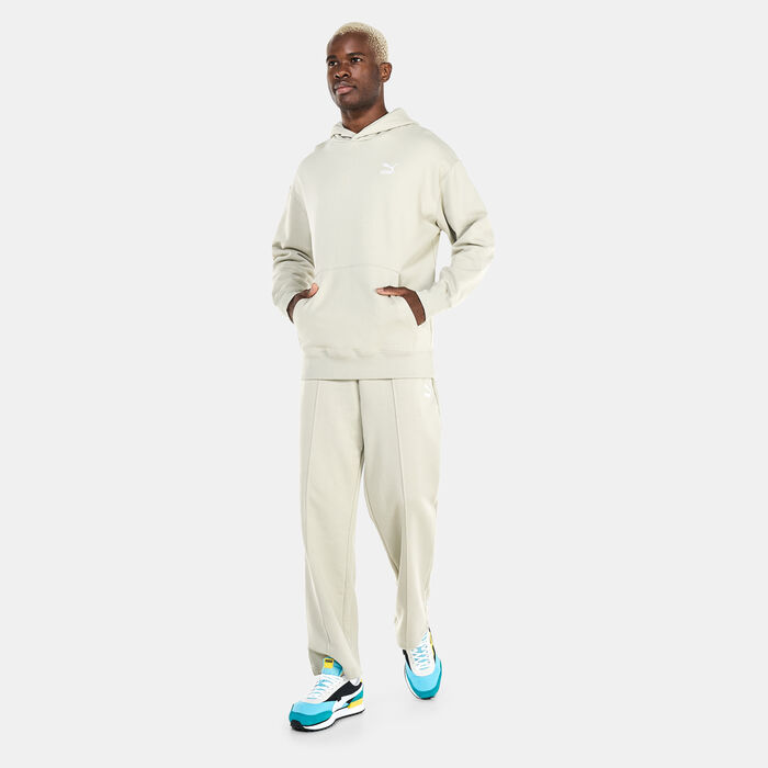 PUMA Men's Classics Relaxed Hoodie Beige PUMA Men's Classics Relaxed Hoodie Beige image number 2