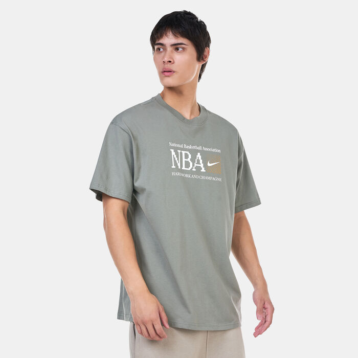 Nike Men's NBA Max90 T-Shirt Green Nike Men's NBA Max90 T-Shirt Green image number 0