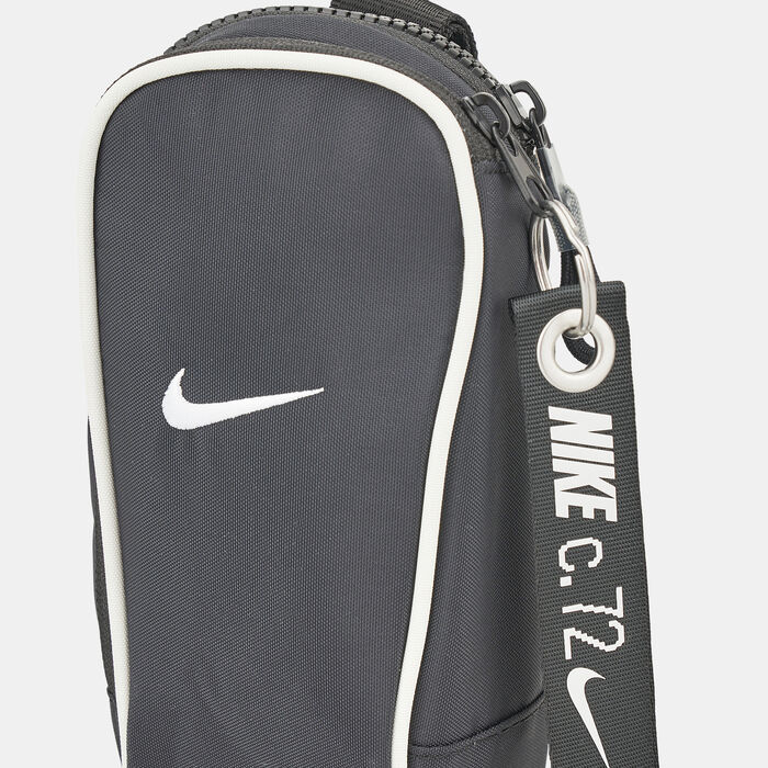 Nike Men's Basketball Essentials Crossbody Bag (1L) Black Nike Men's Basketball Essentials Crossbody Bag (1L) Black image number 3