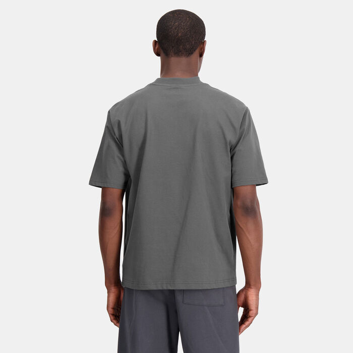 New Balance Men's Athletics Linear T-Shirt Grey New Balance Men's Athletics Linear T-Shirt Grey image number 1