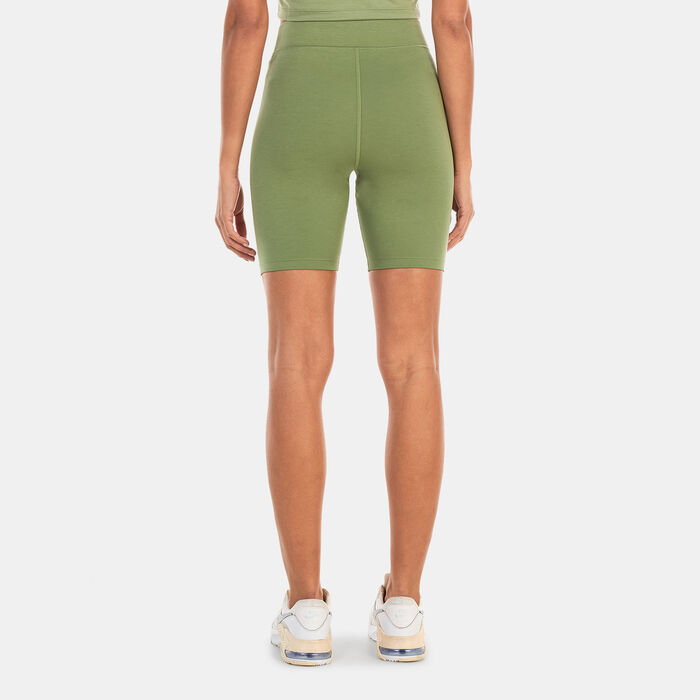 Nike Women's Sportswear Classic High-Waisted Biker Shorts Green Nike Women's Sportswear Classic High-Waisted Biker Shorts Green image number 1